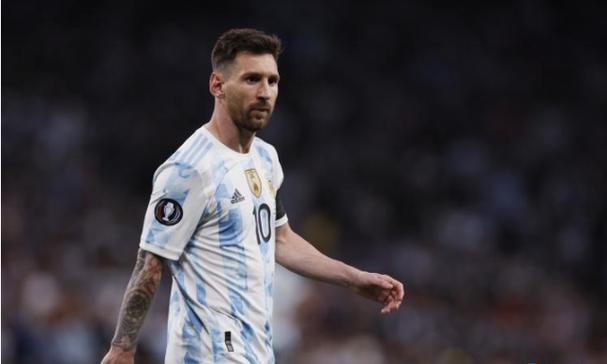 人有无血栓散步便知?医生:体内有血栓,散步常有4表现